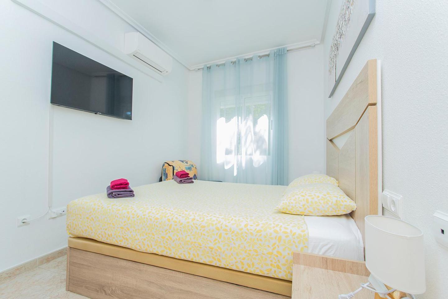 113 Beach And Trees - Alicante Holiday 또레비에하 외부 사진